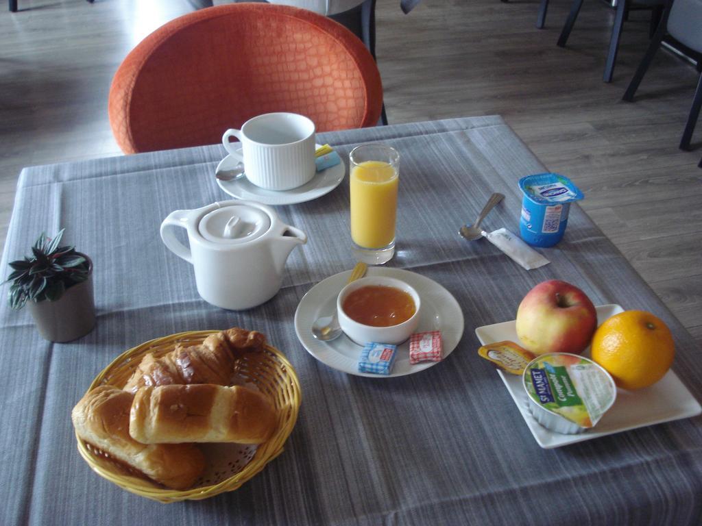 Hotel La Belle Etoile Thouaré-sur-Loire Екстериор снимка