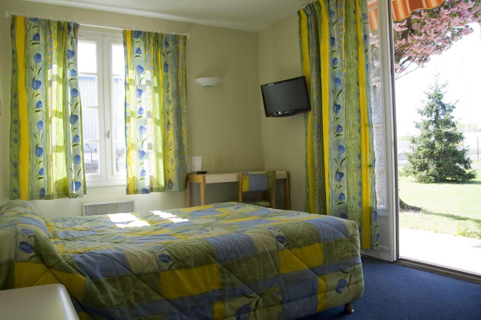 Hotel La Belle Etoile Thouaré-sur-Loire Екстериор снимка