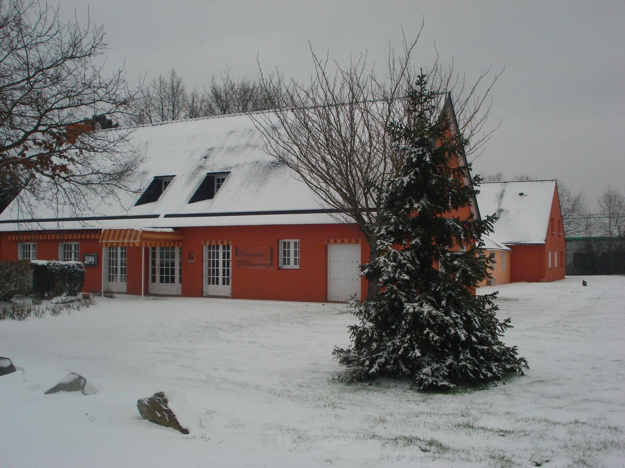 Hotel La Belle Etoile Thouaré-sur-Loire Екстериор снимка